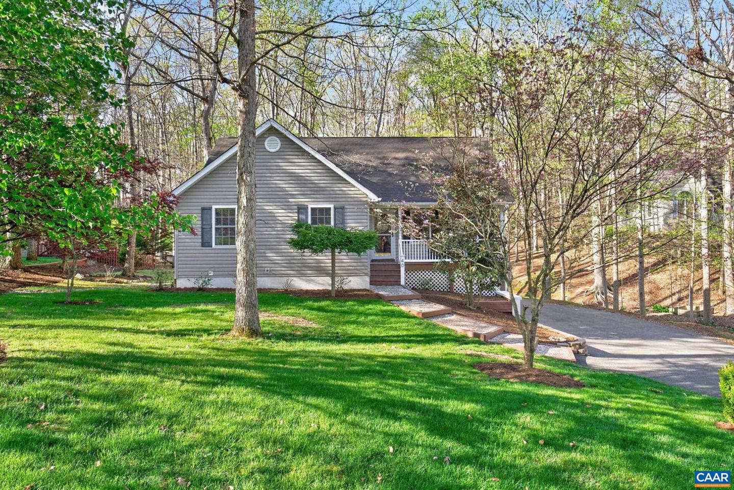 40 Bridlewood Dr photo 4