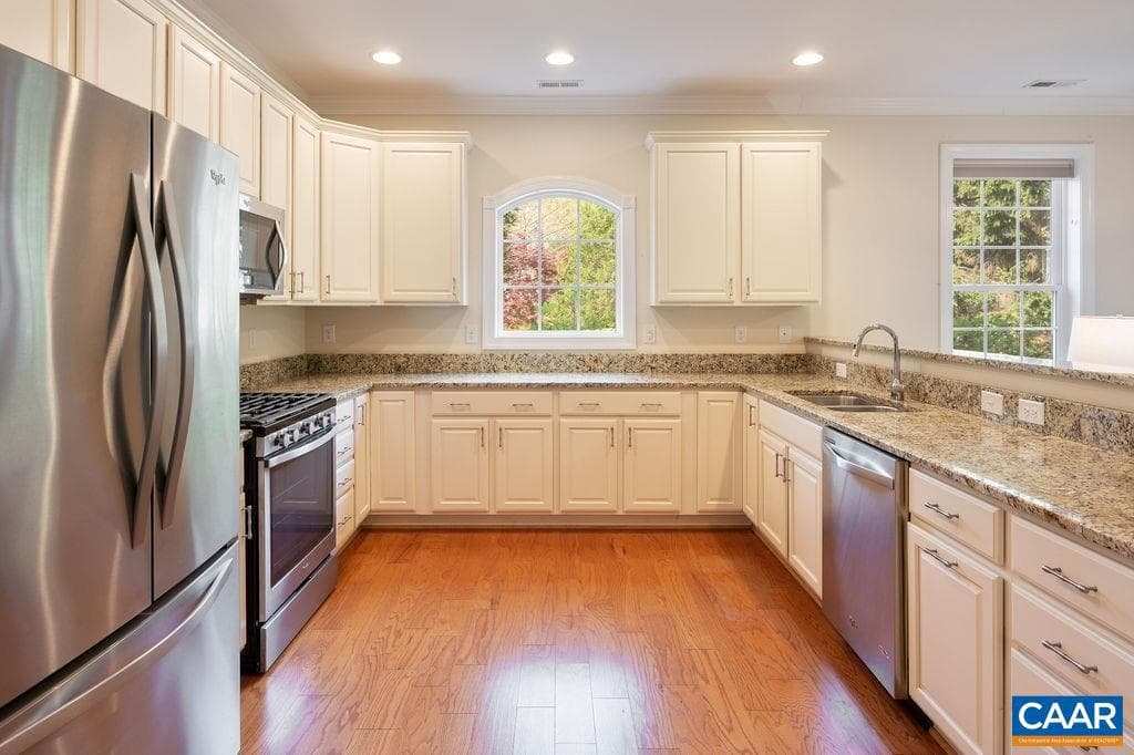 908 Swan Ridge Rd photo 9