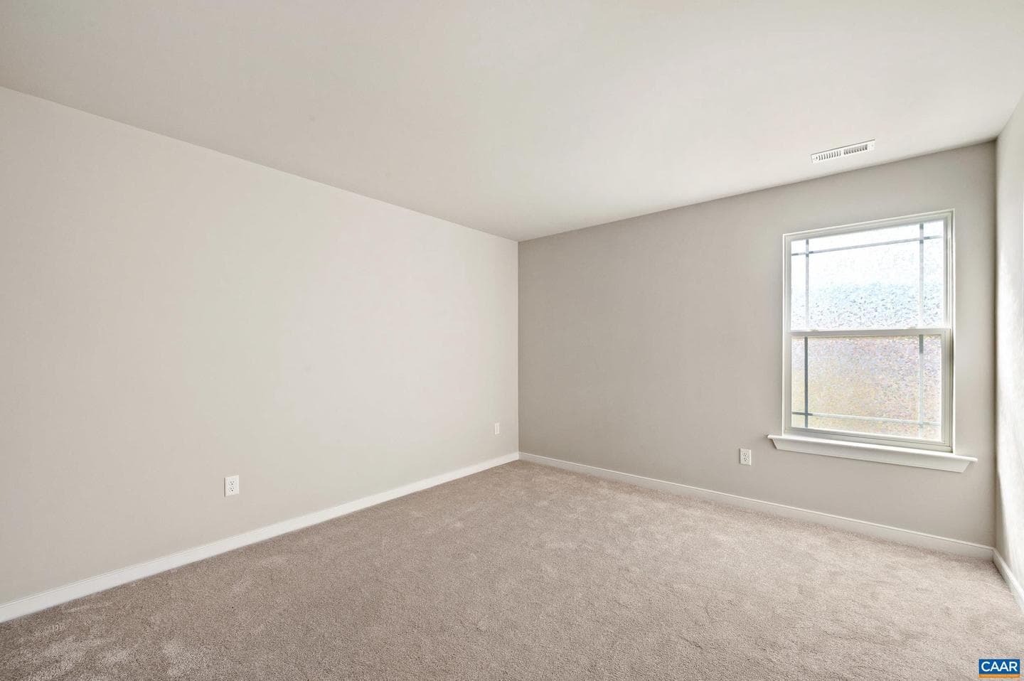 6092 Flintstone Dr photo 38