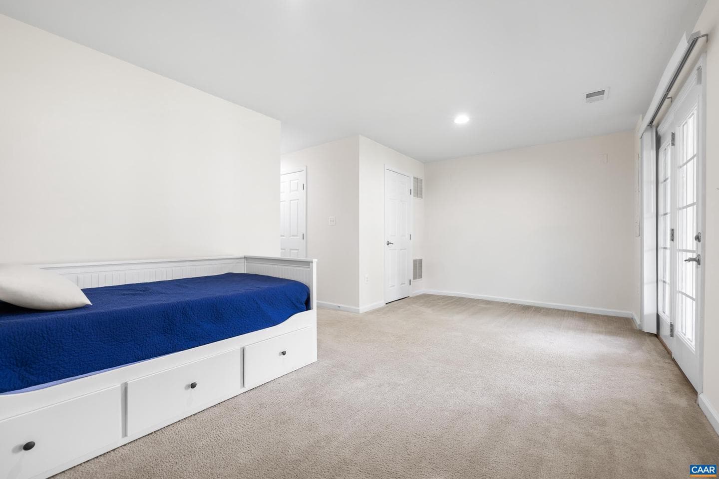 310 Patriot Way photo 12