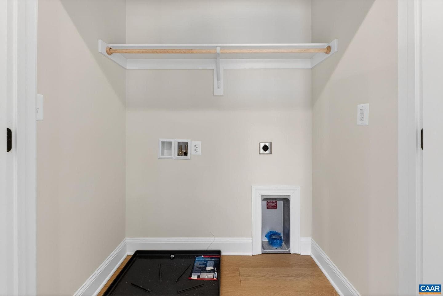 26 Talen Ln photo 33