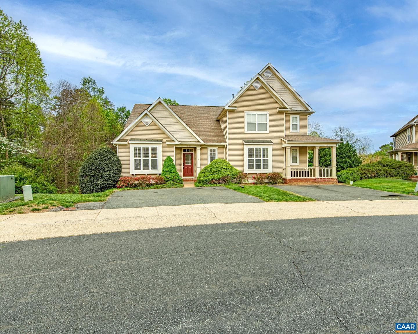 1321 Stoney Ridge Rd photo 3