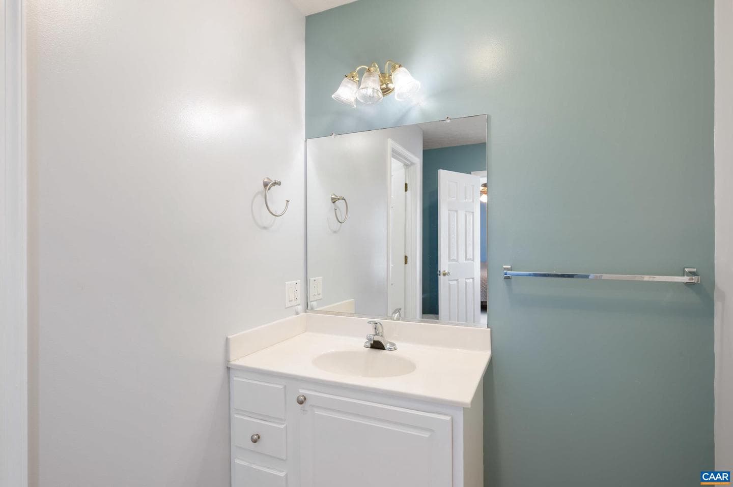 225 Mayfield Ln photo 18