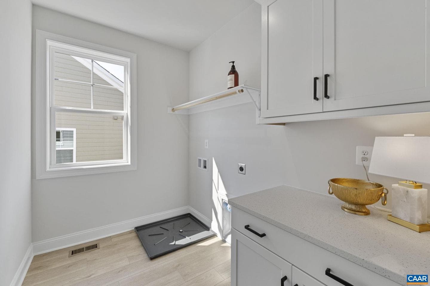 128a Marcella St photo 37