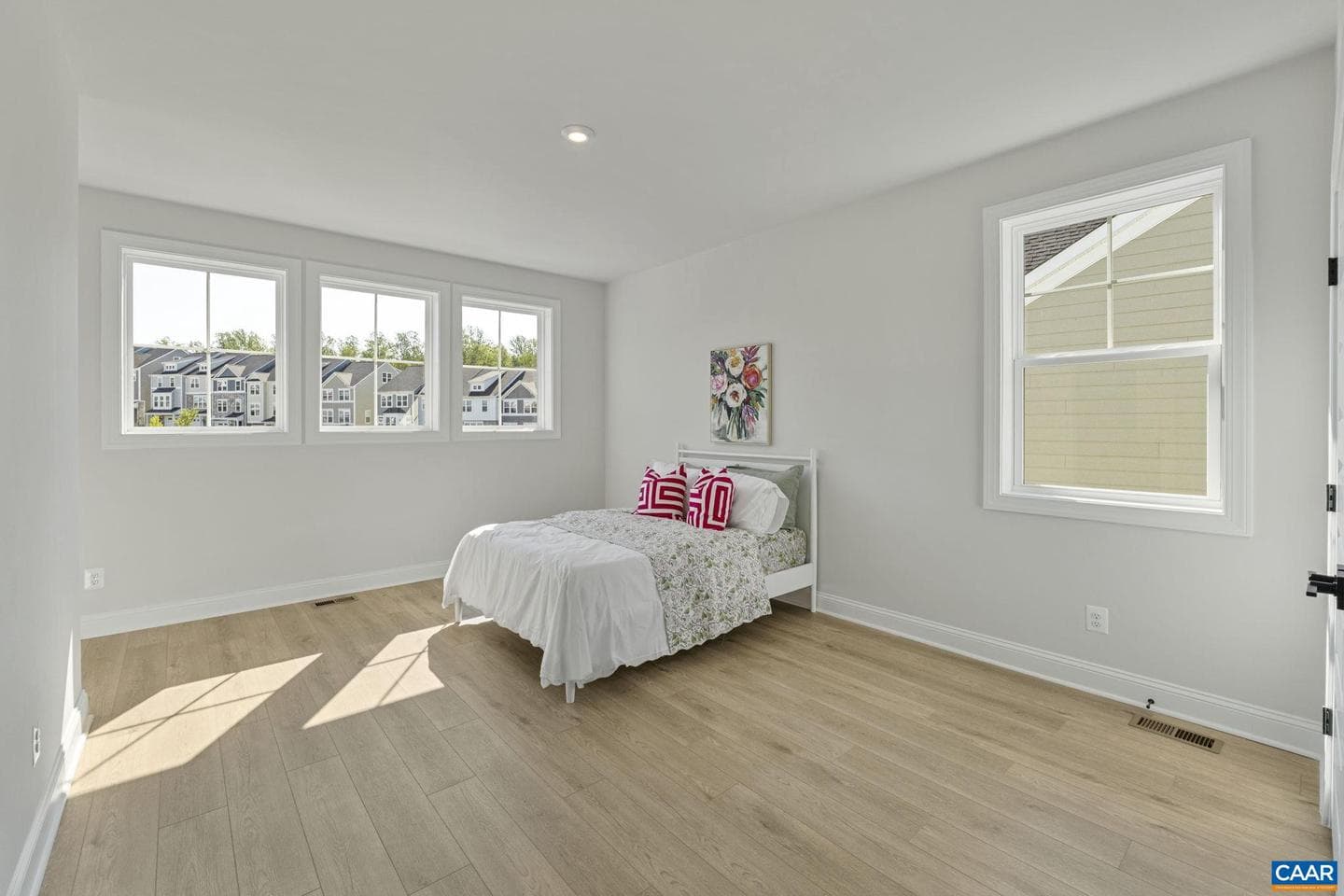 128a Marcella St photo 38