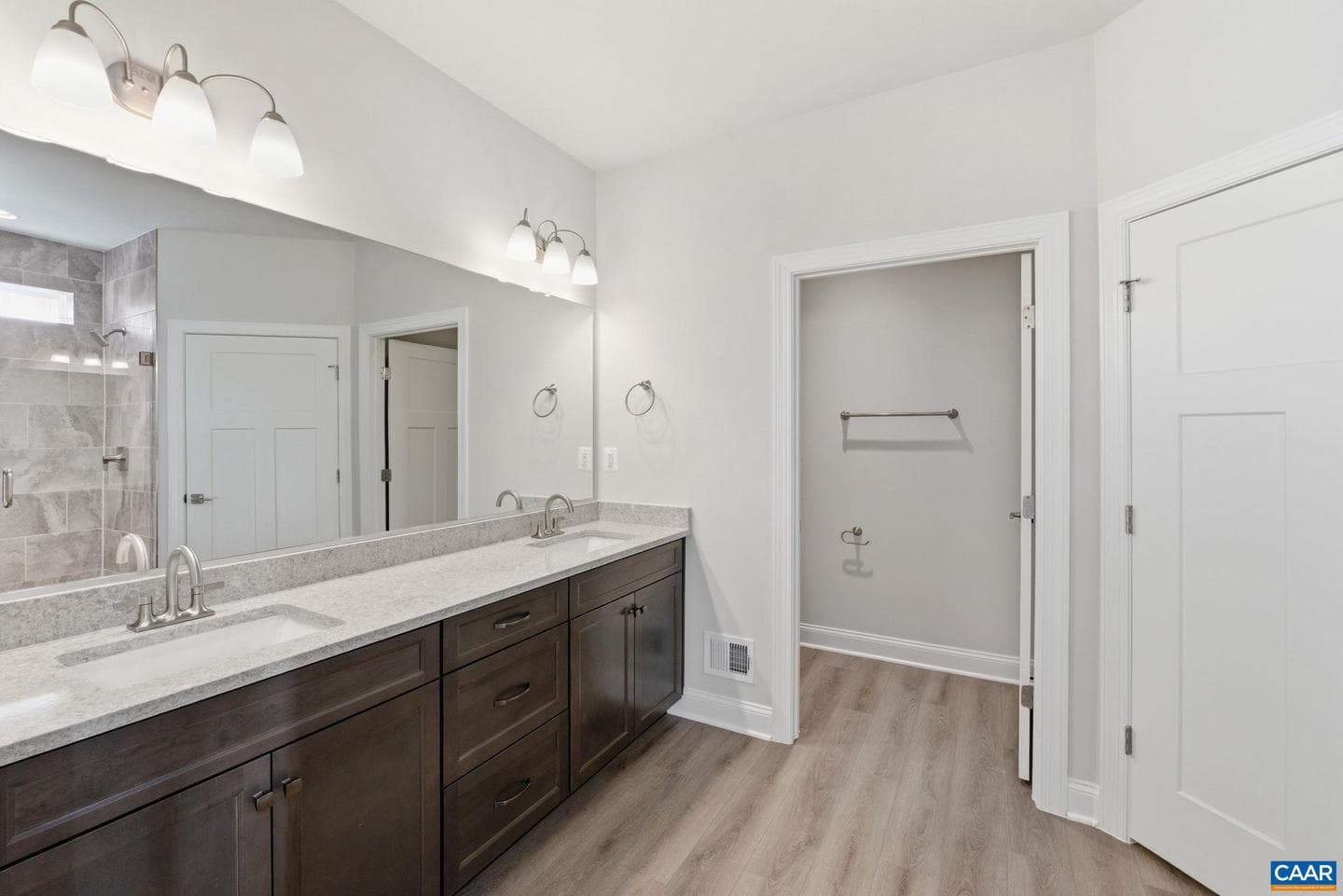 128b Marcella St photo 21