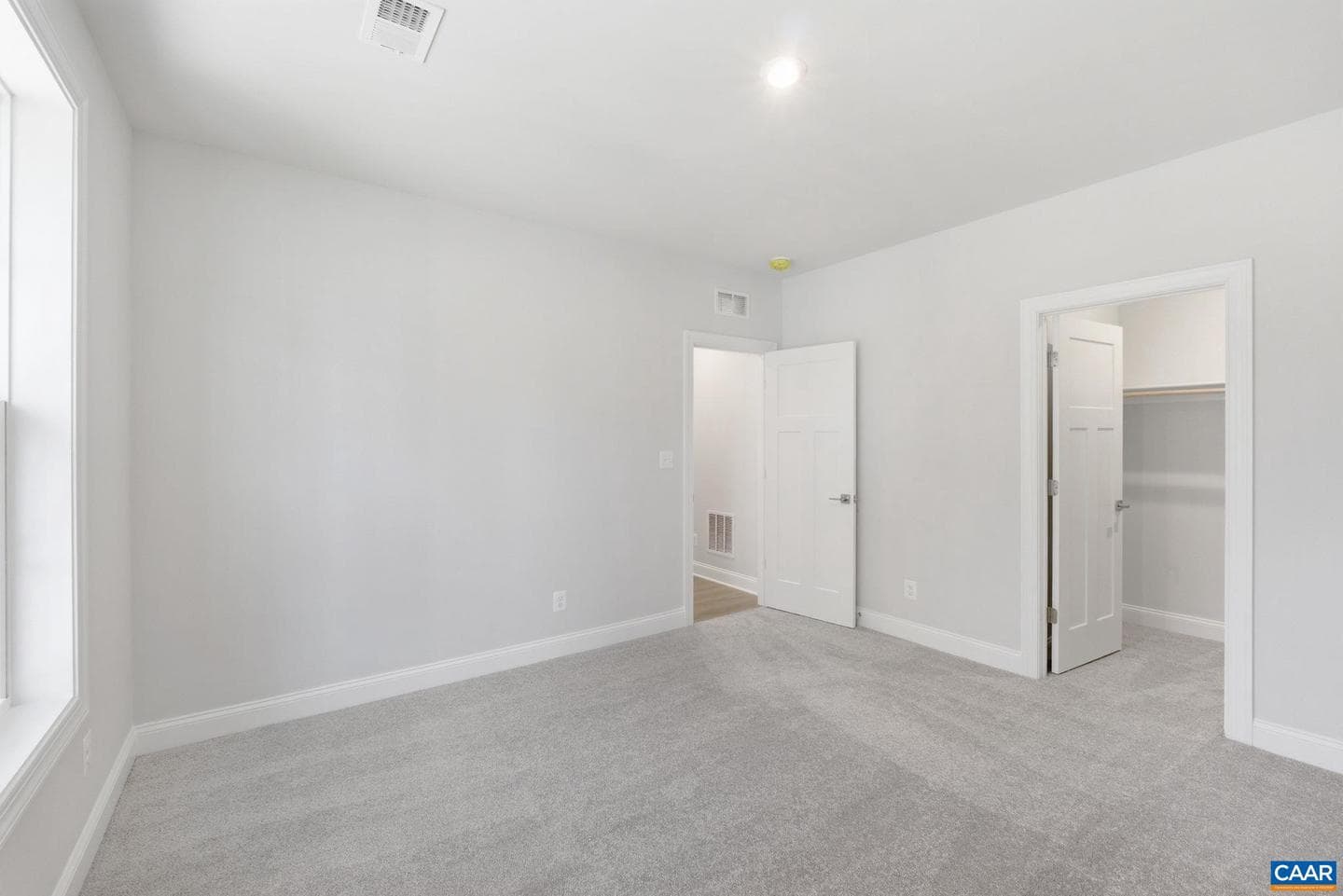 128b Marcella St photo 40