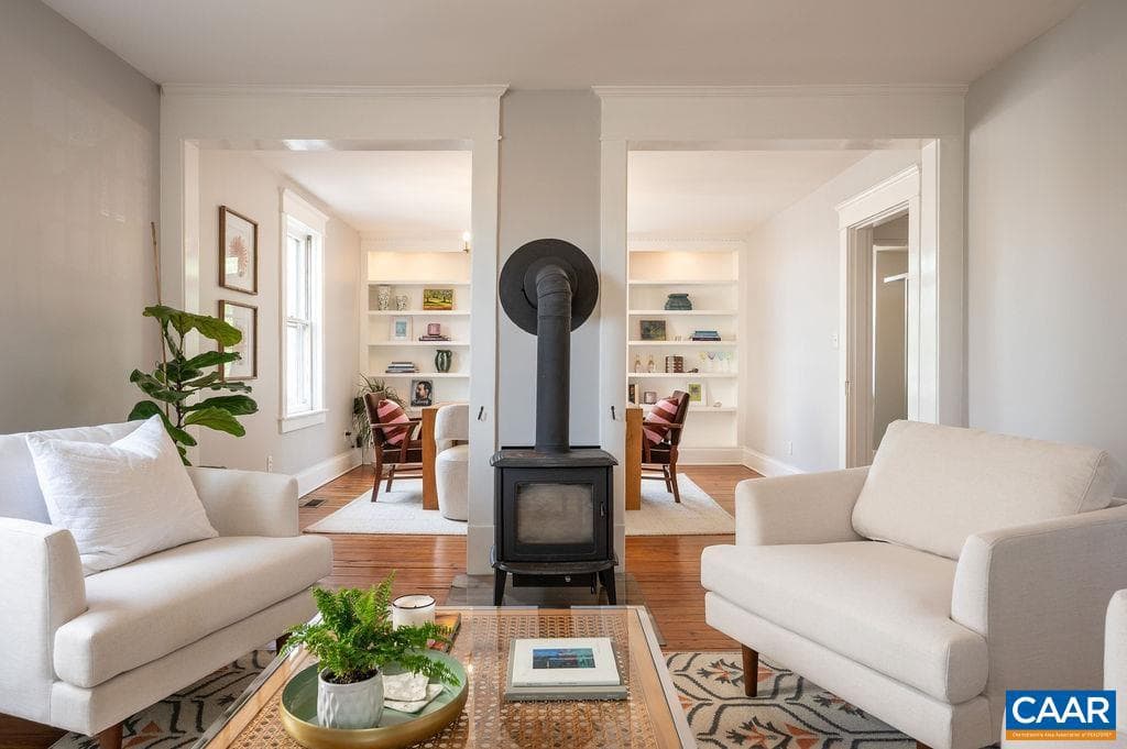 118 Goodman St photo 10