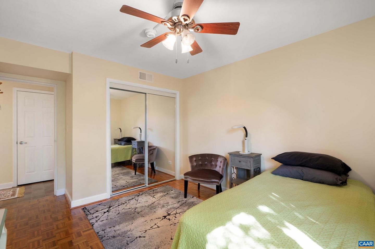 1800 Jefferson Park Ave #54 photo 22