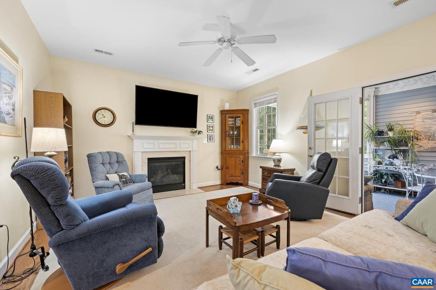 163 Saint Andrews St photo 17