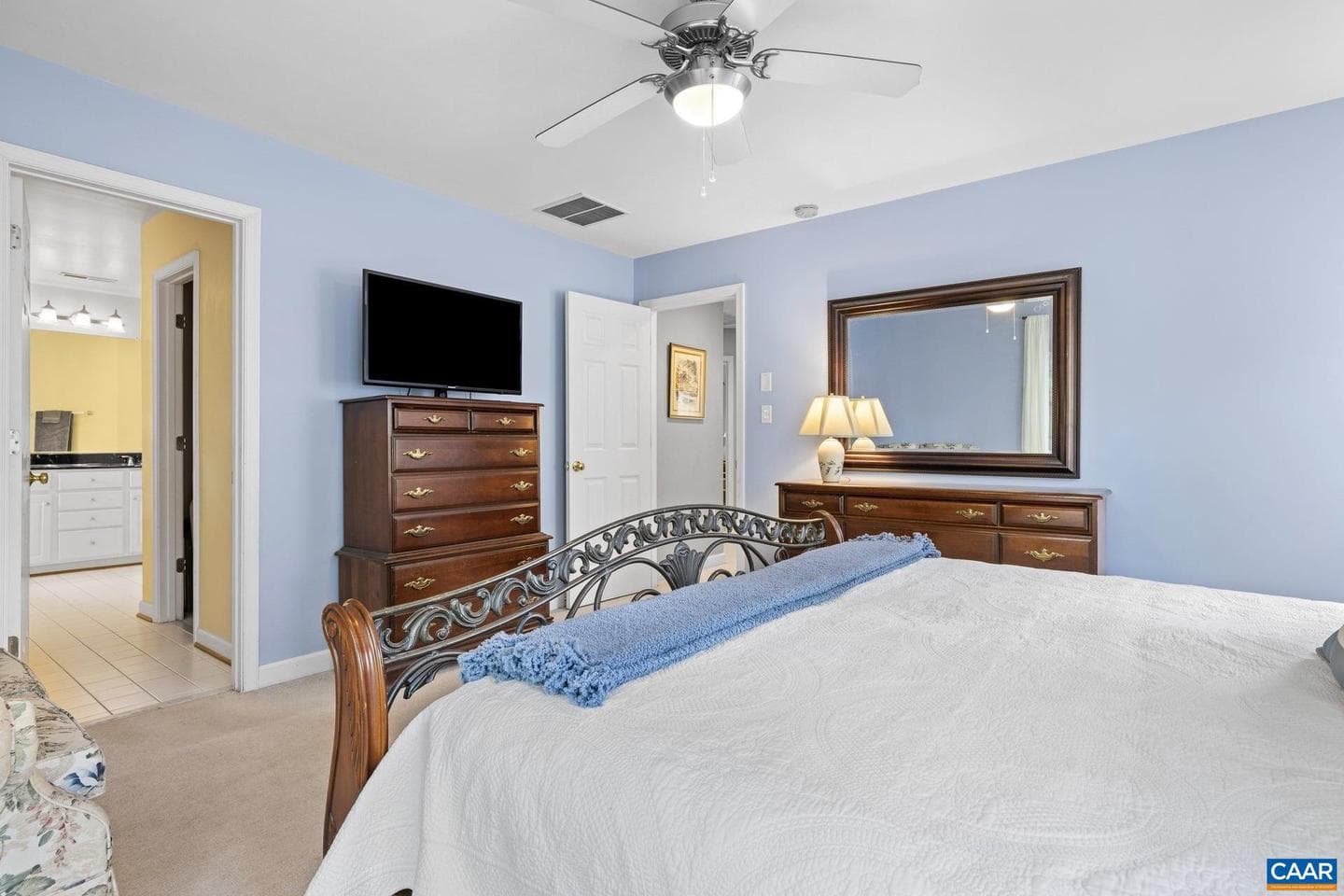 163 Saint Andrews St photo 27