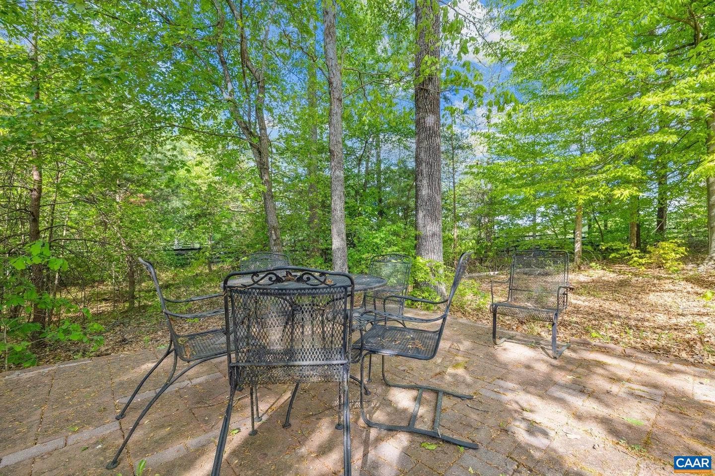 163 Saint Andrews St photo 43