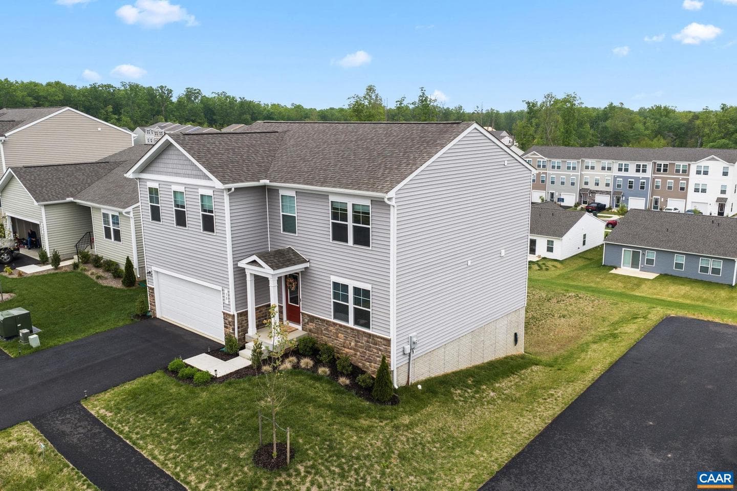 30 Horse Path Dr photo 41