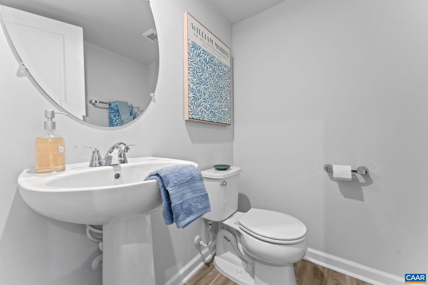 30 Horse Path Dr photo 5