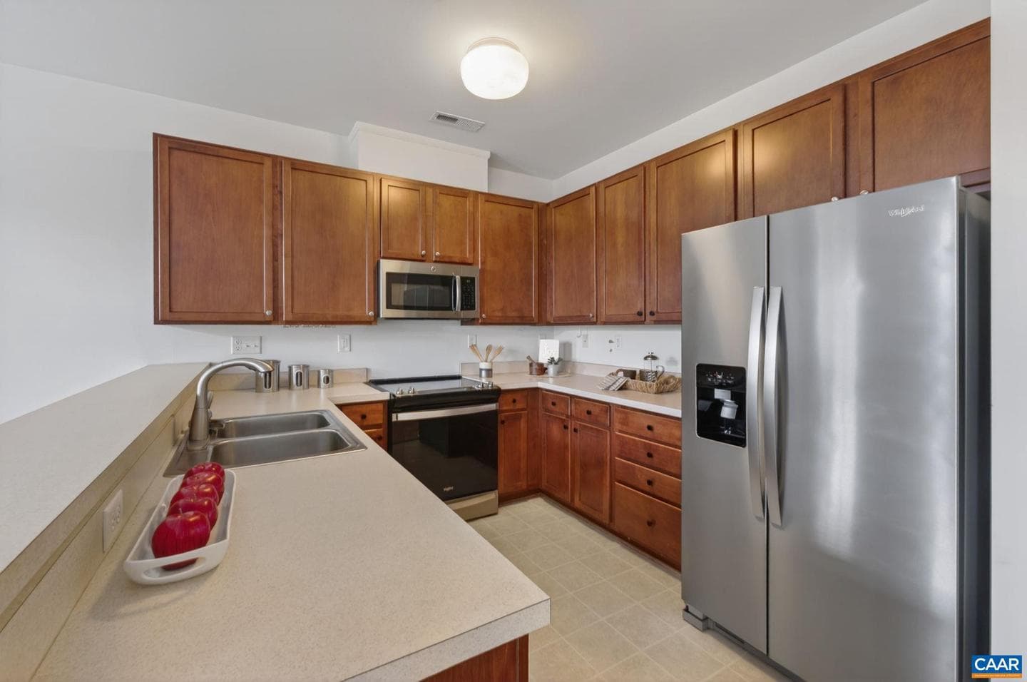 532 Summerford Ln photo 7