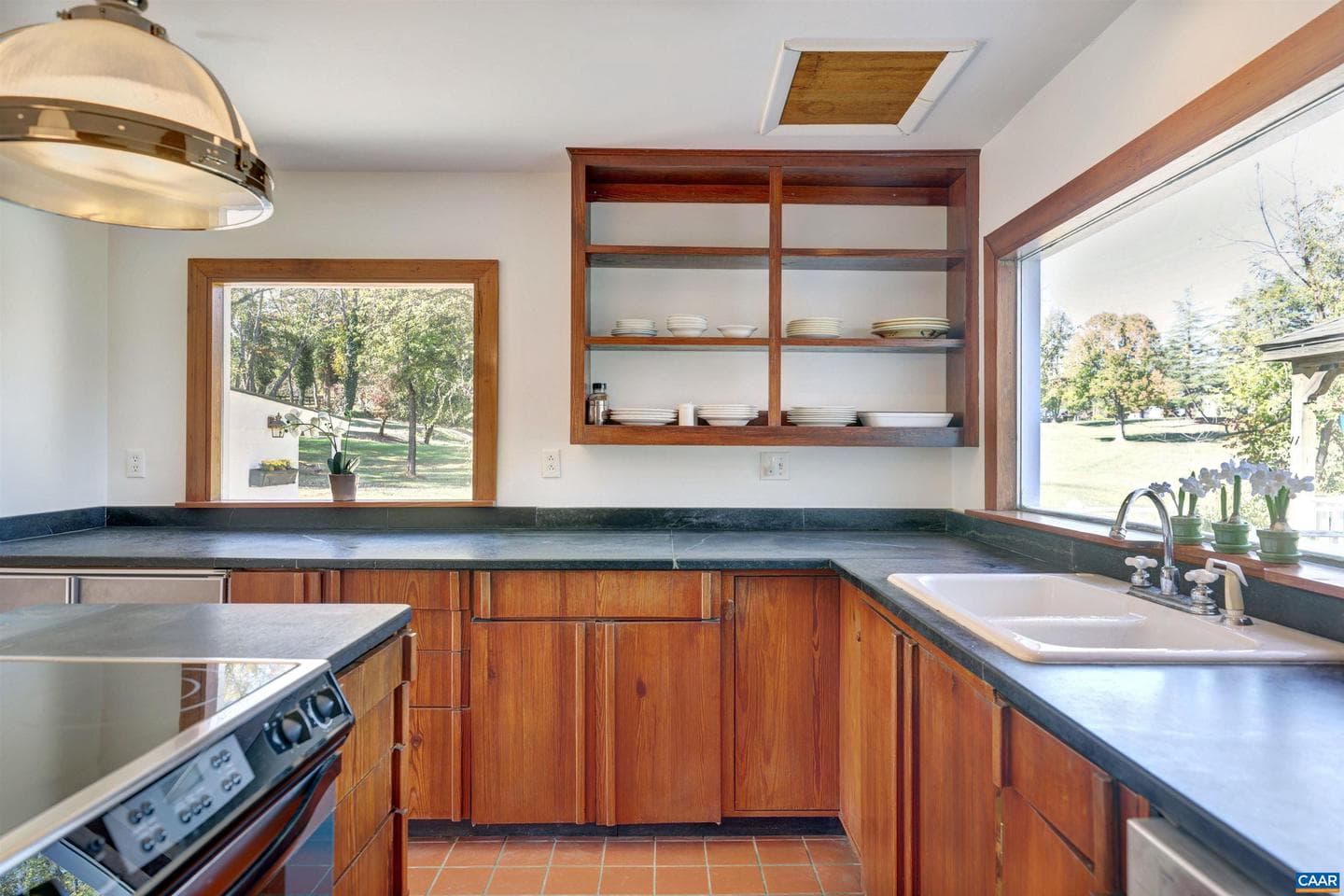 5474 Stony Point Pass photo 16