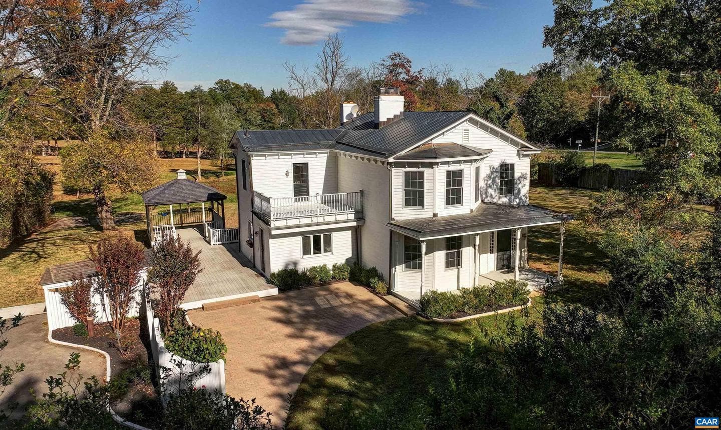 5474 Stony Point Pass photo 3