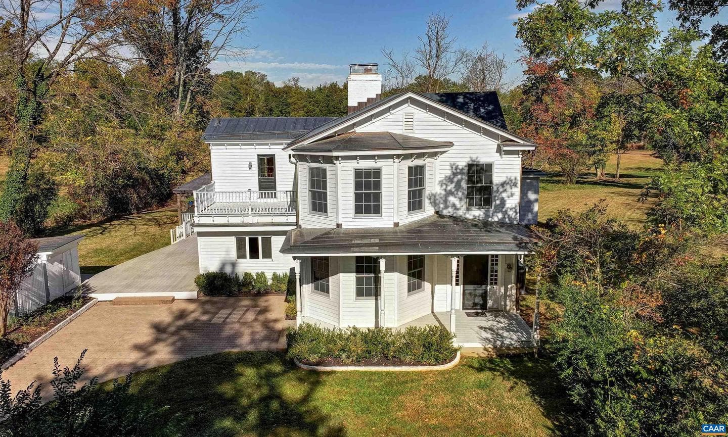 5474 Stony Point Pass photo 4