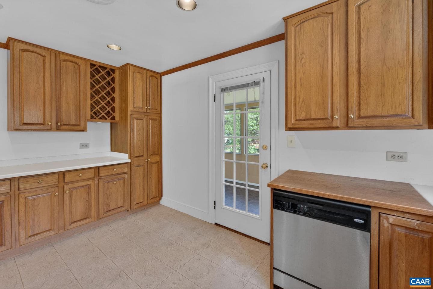 511 Stonehenge Ave photo 14