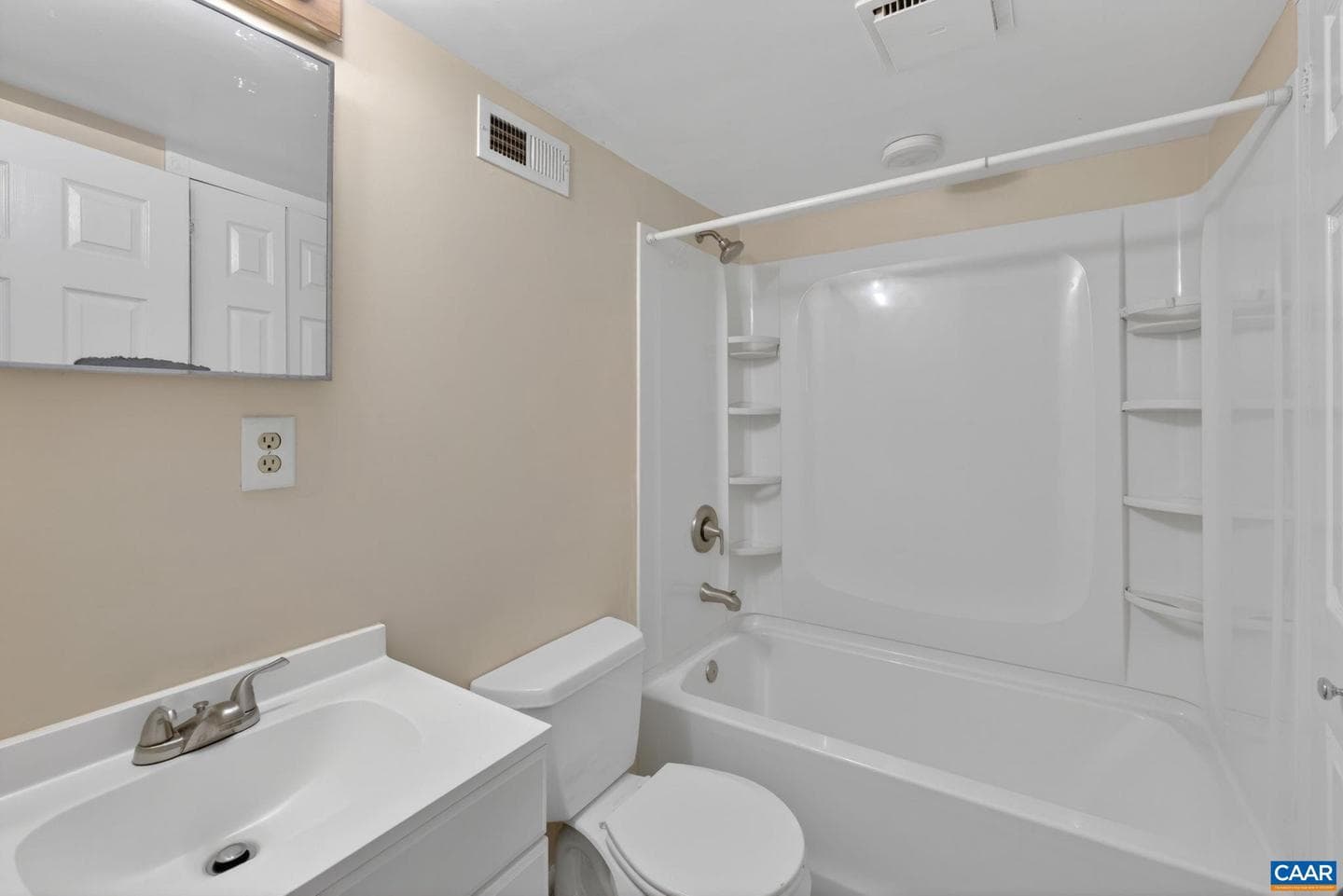 511 Stonehenge Ave photo 30