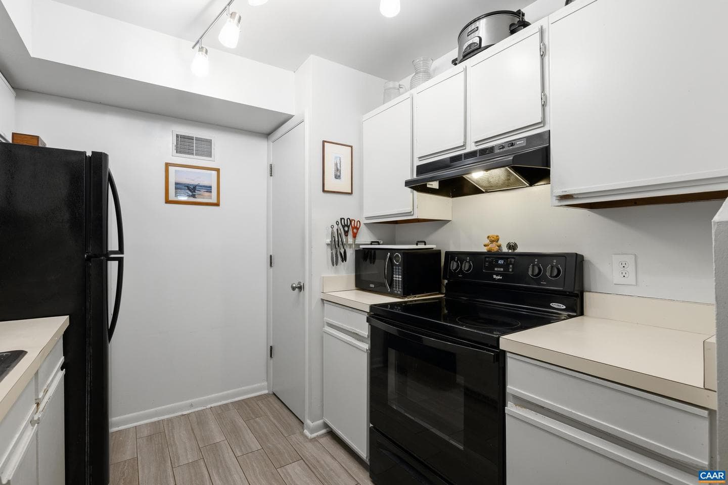 103 Turtle Creek Rd #1 photo 14