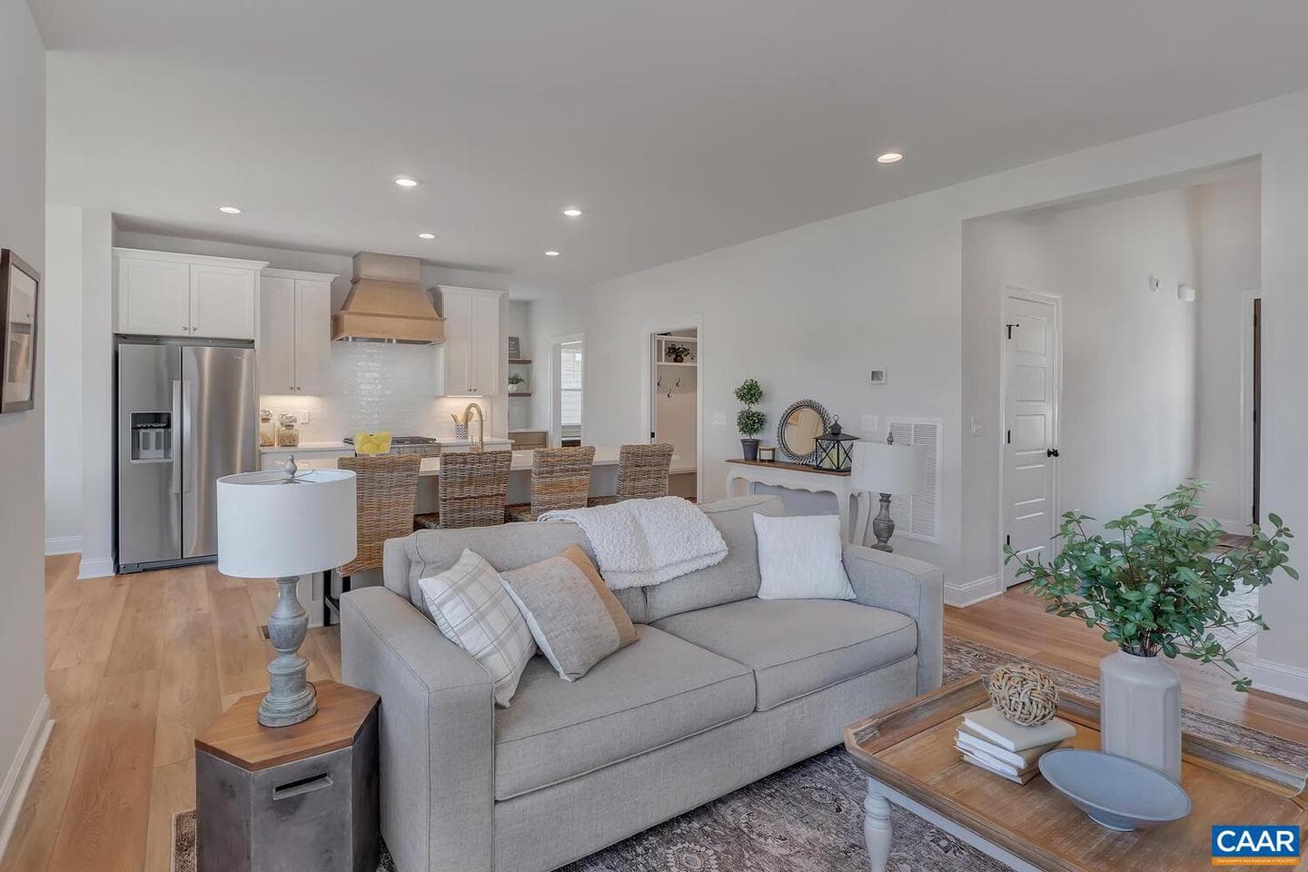 89 Renee Ln photo 10