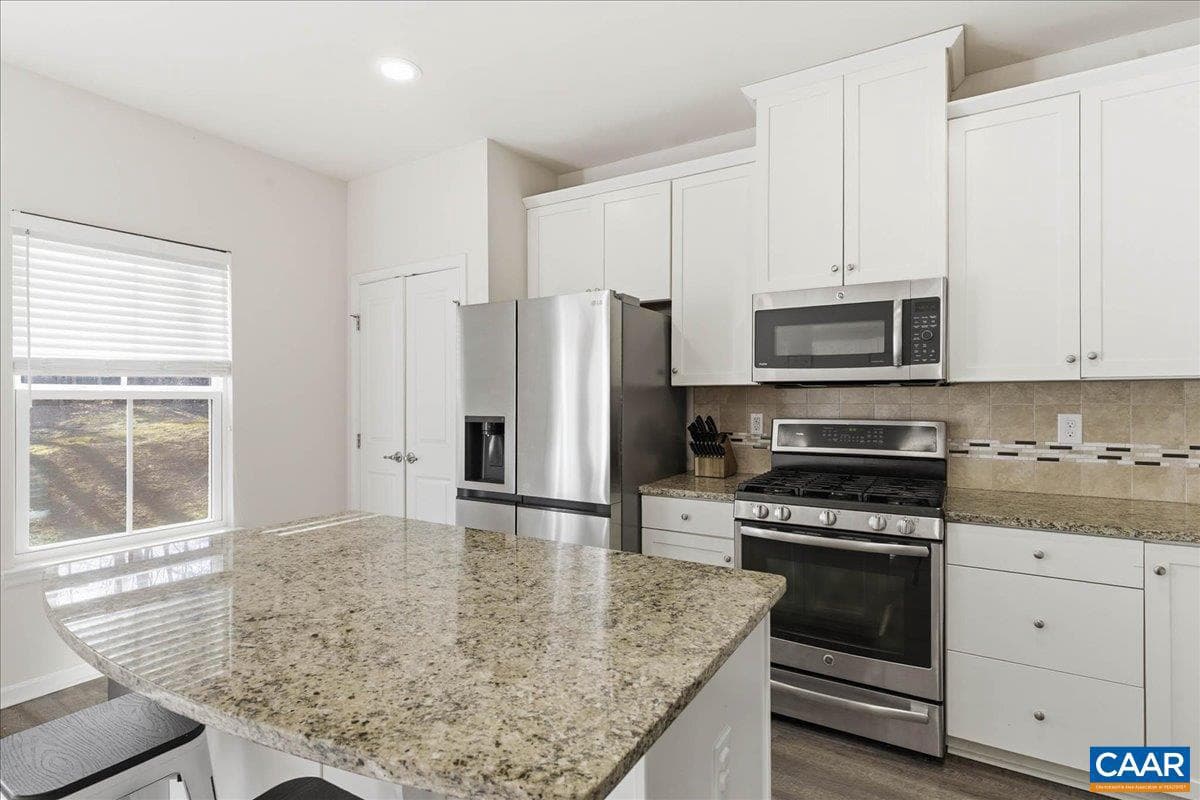 2054 Bethpage Ct # 2054 photo 12