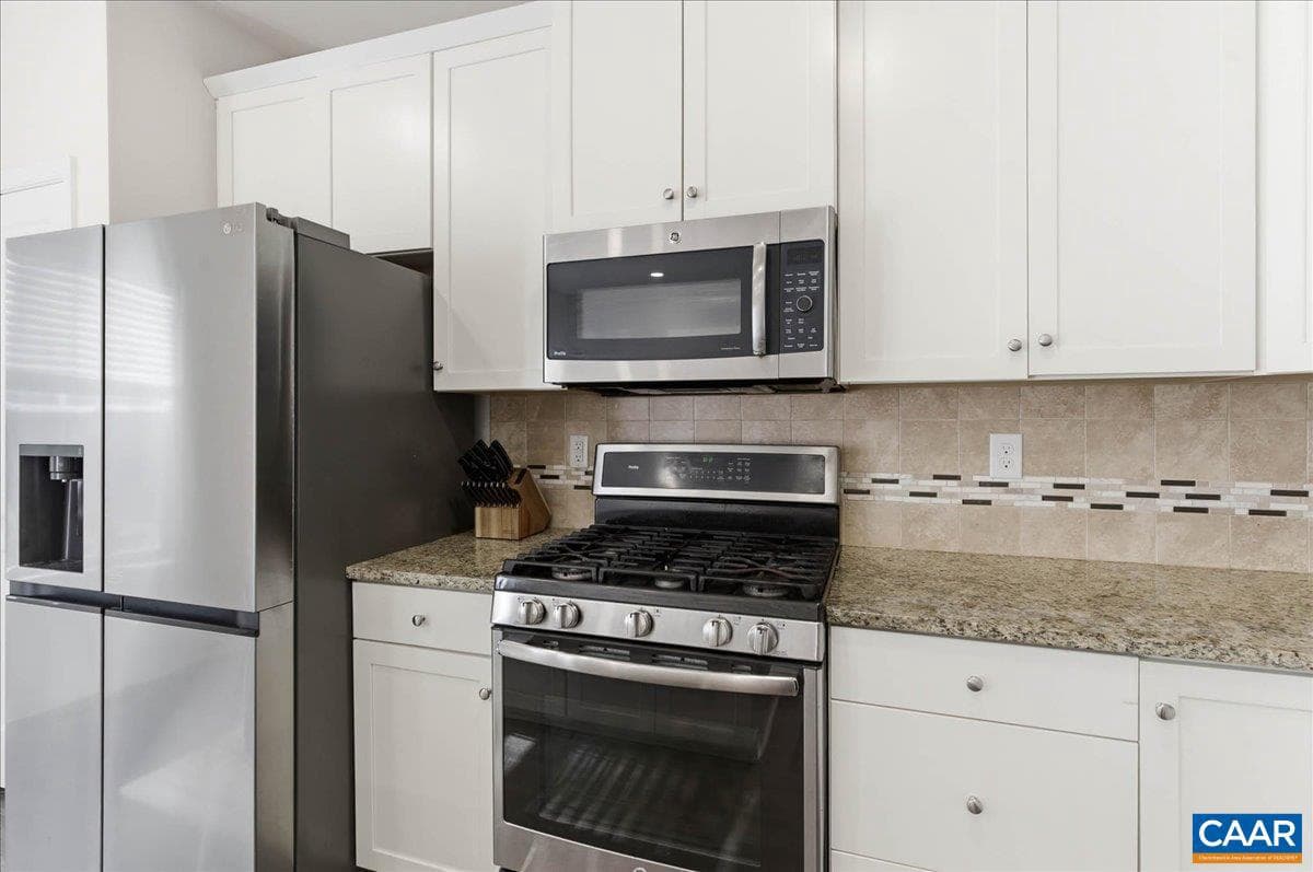2054 Bethpage Ct # 2054 photo 13
