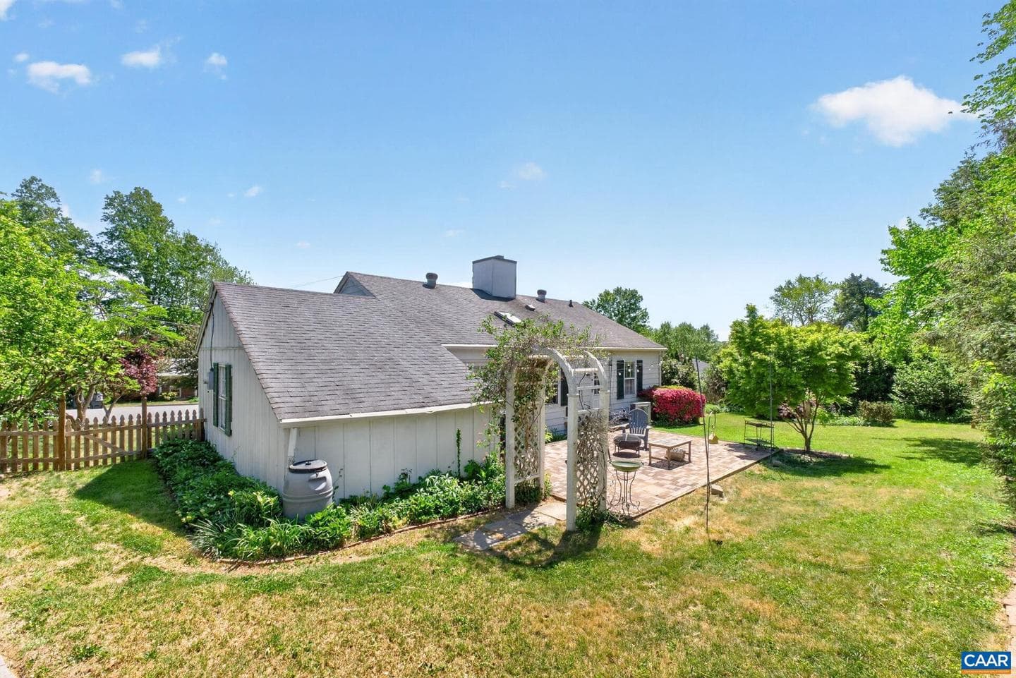 2519 Commonwealth Dr photo 35