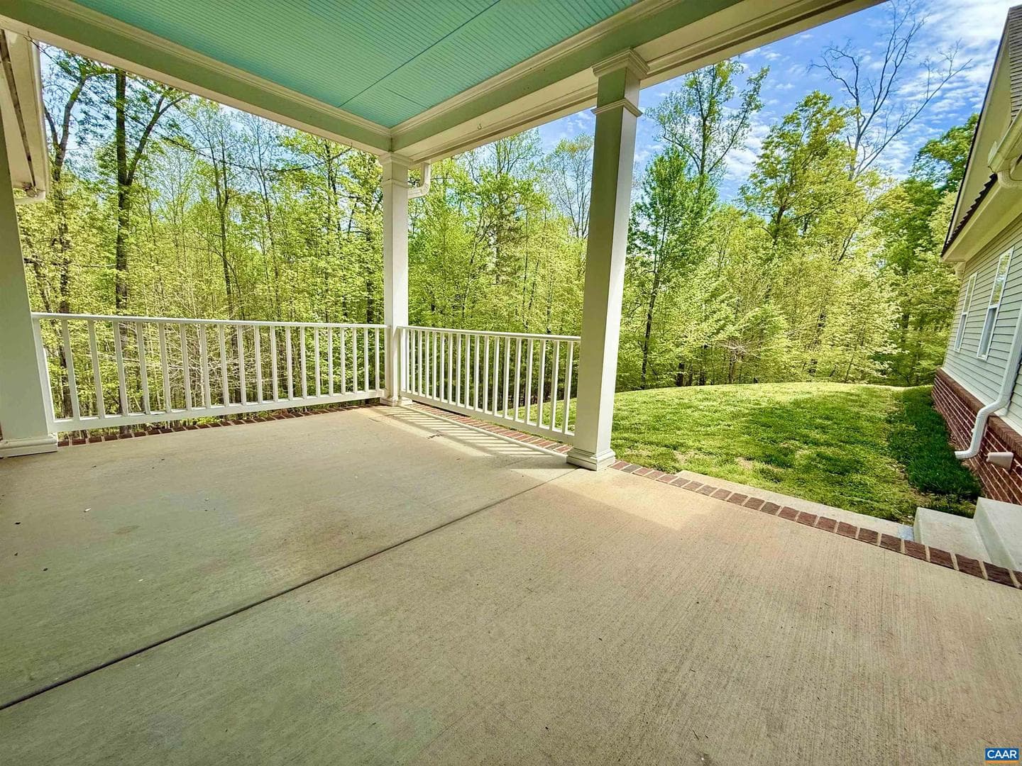 1025 E Pelham Dr photo 41