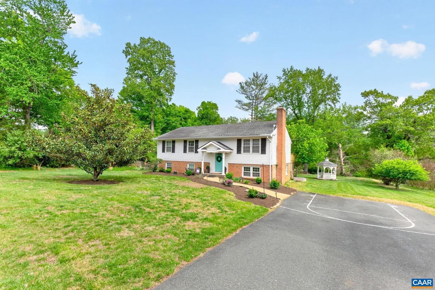 2520 Huntington Rd photo 39