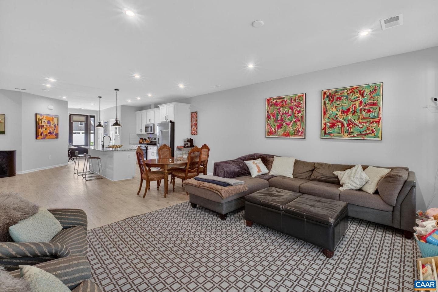 4738 Loyola Way photo 14