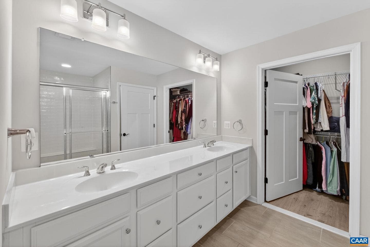 4738 Loyola Way photo 17