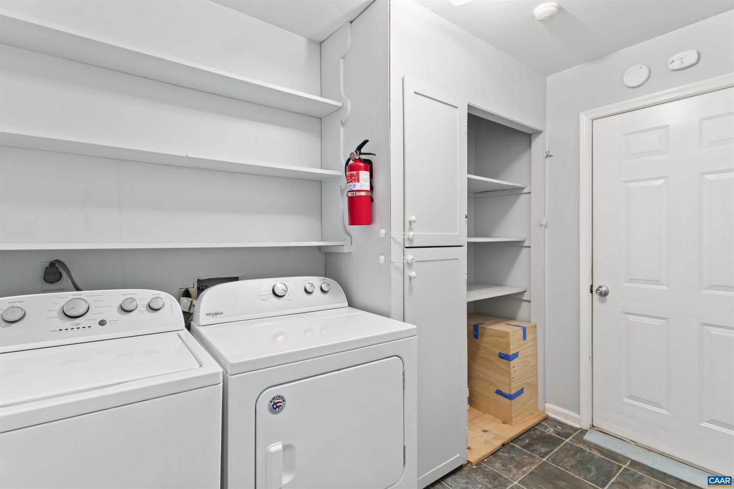 279 Tennis Dr photo 22