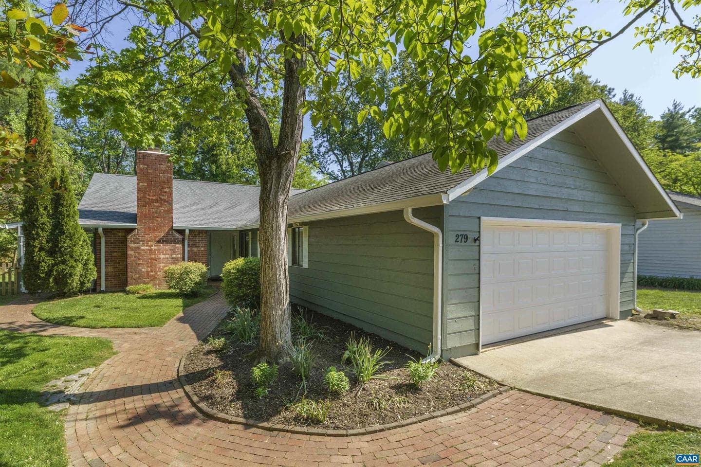 279 Tennis Dr photo 29