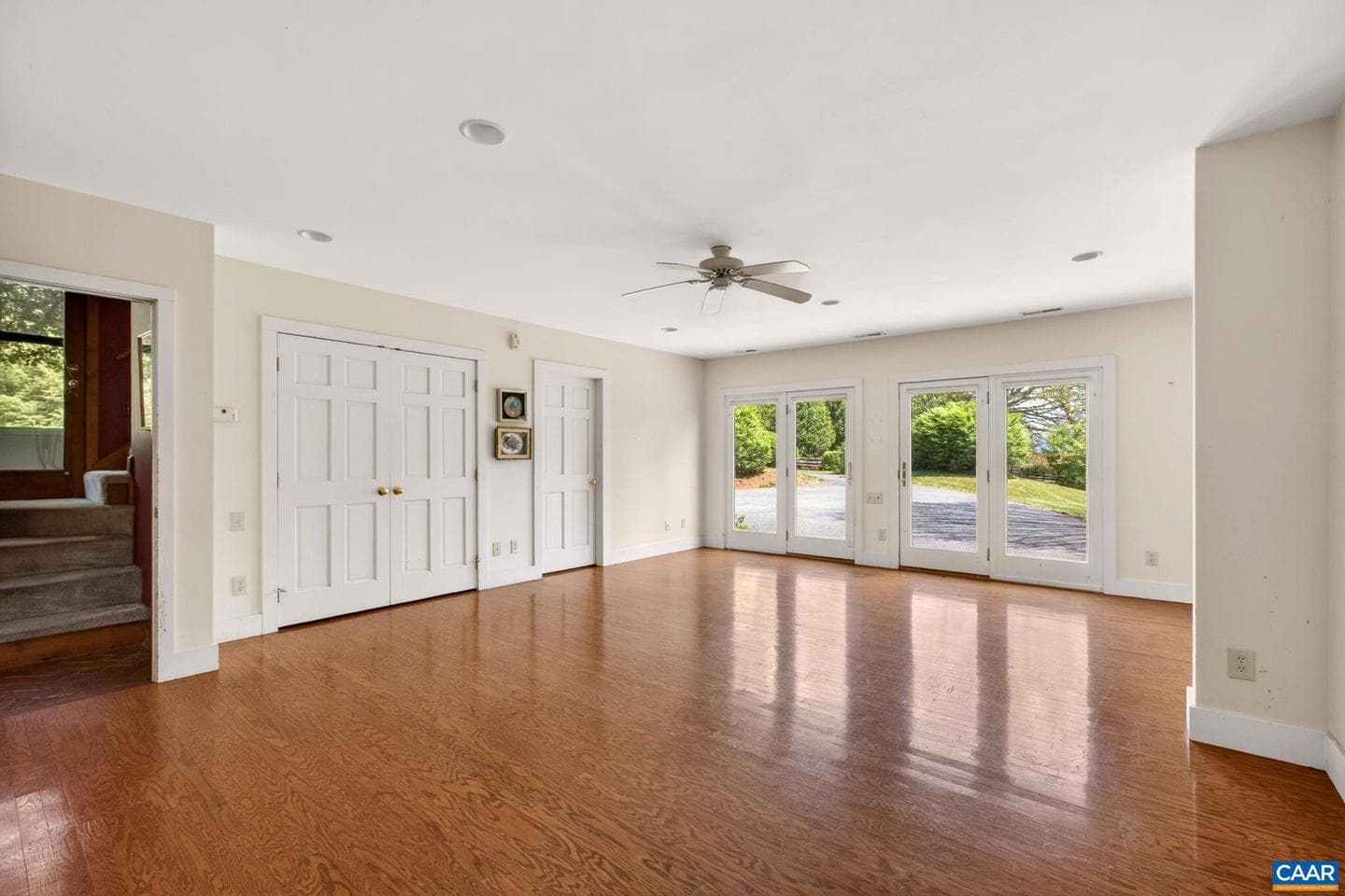18 Providence Ln photo 57