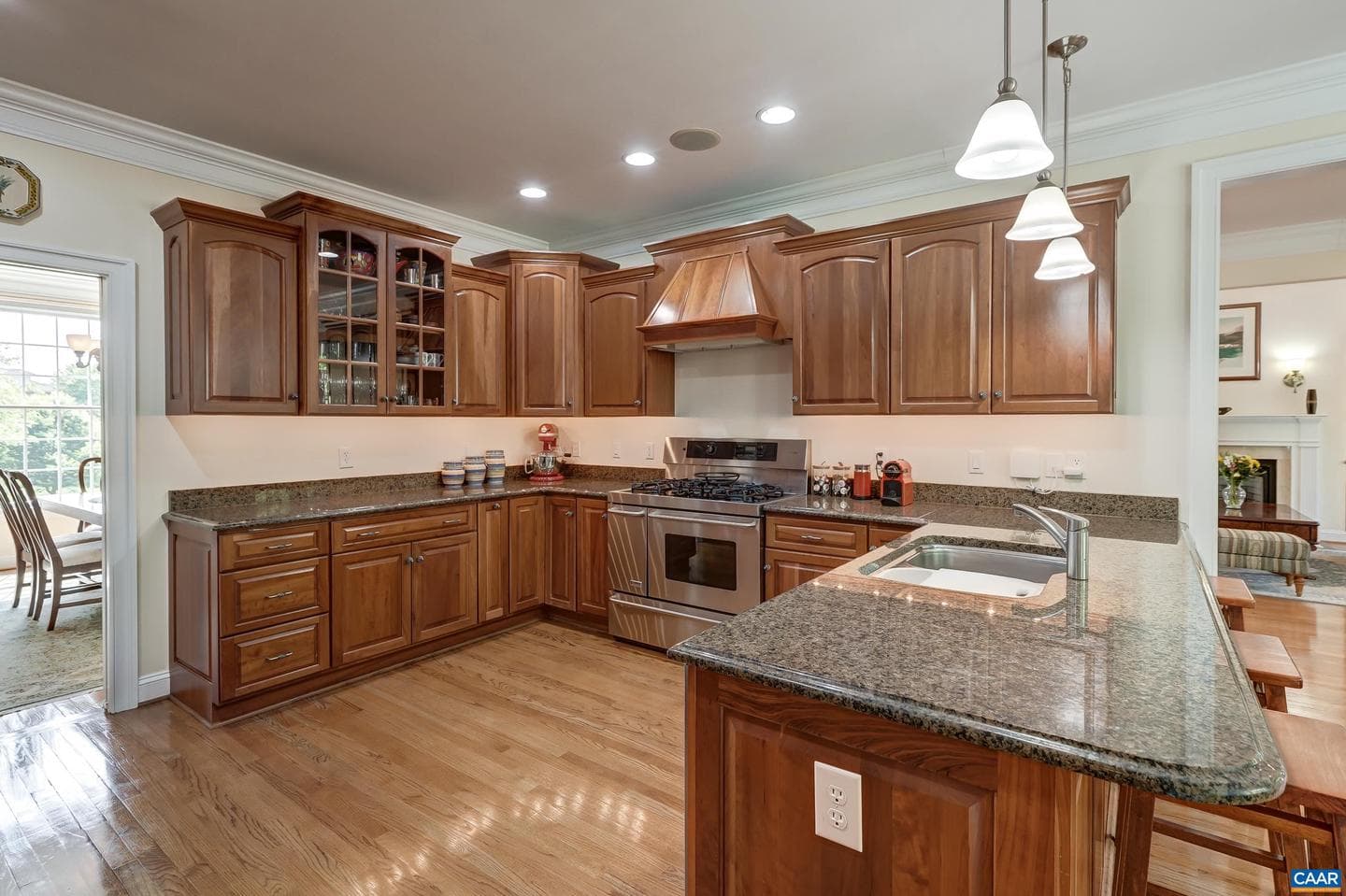 455 Foxdale Ln photo 17