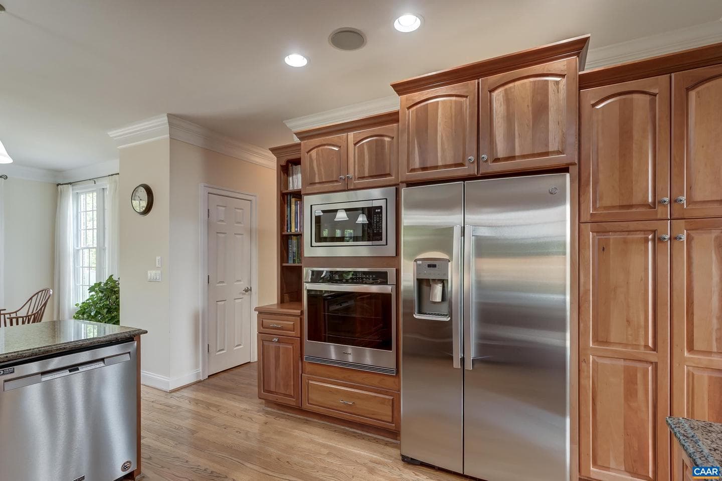 455 Foxdale Ln photo 21