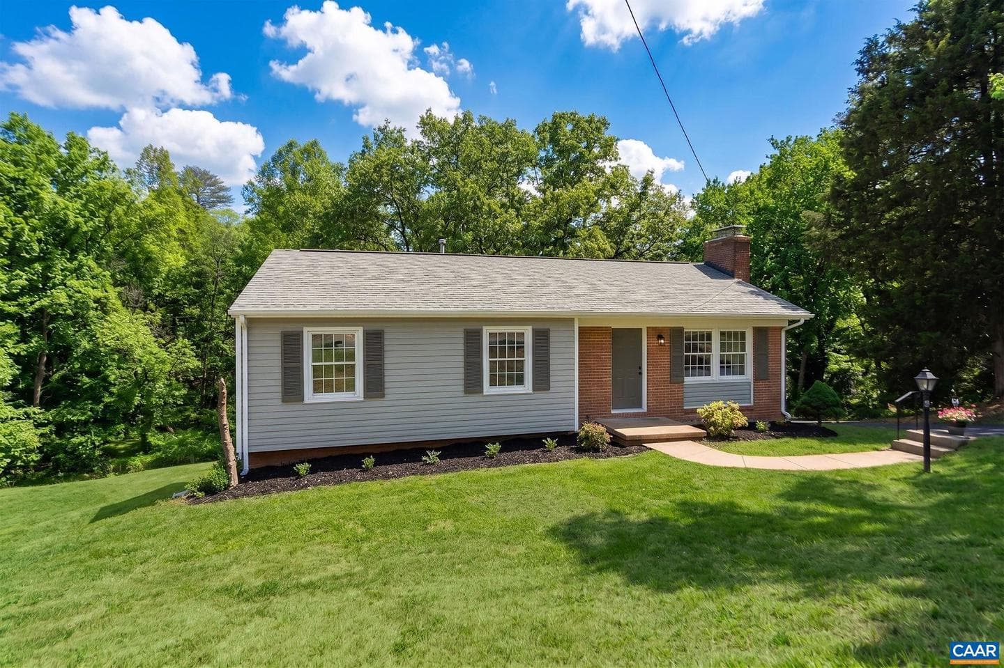 2208 Banbury St photo 43