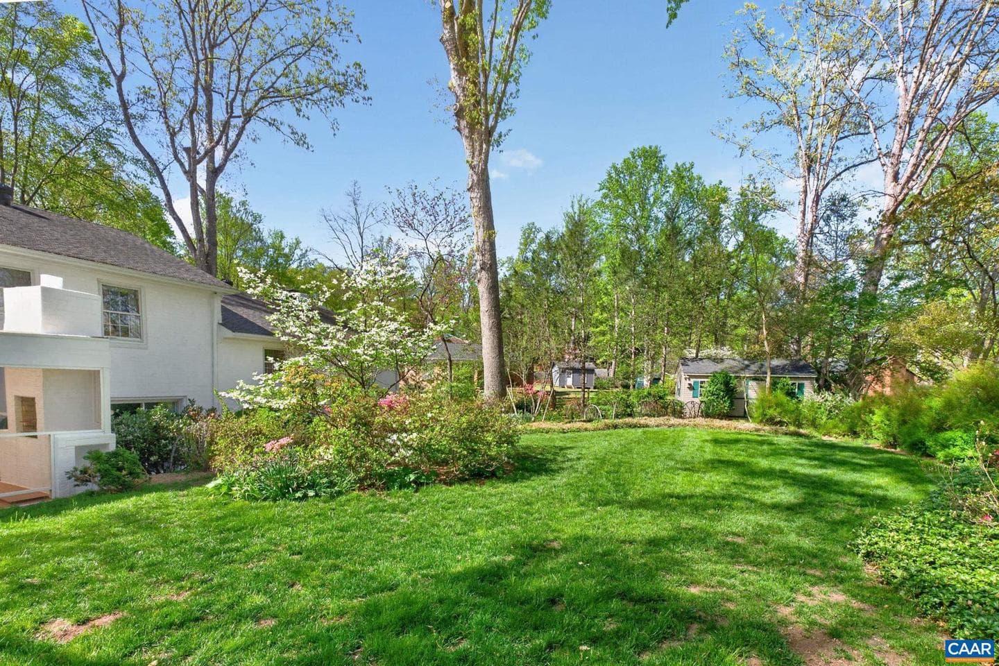 2409 Kerry Ln photo 11