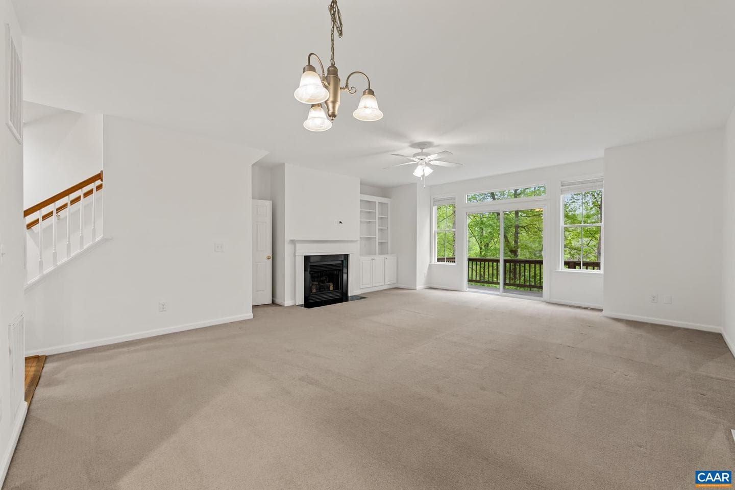 108 Melbourne Prk #E photo 7
