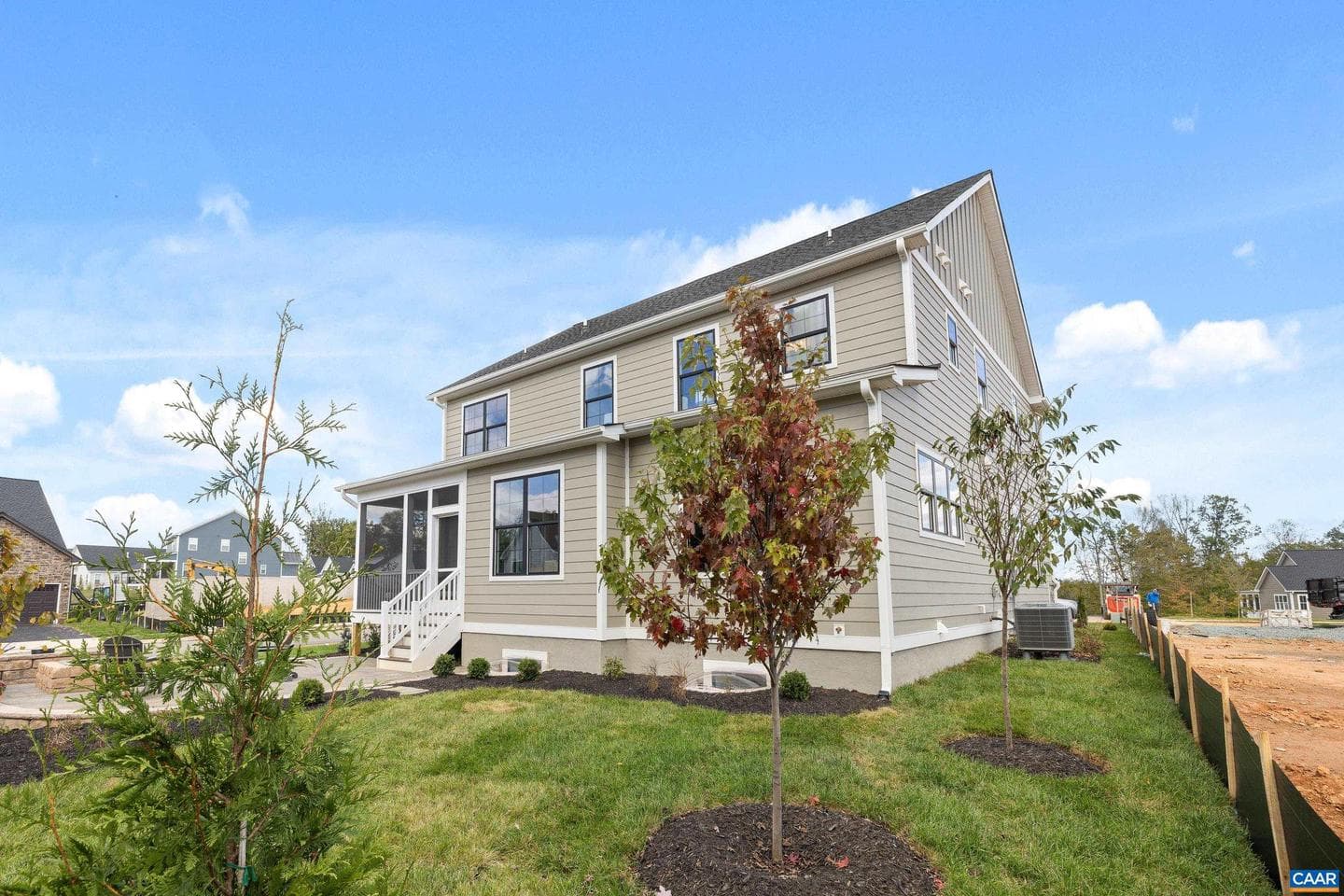 21e Steep Rock Pl photo 3