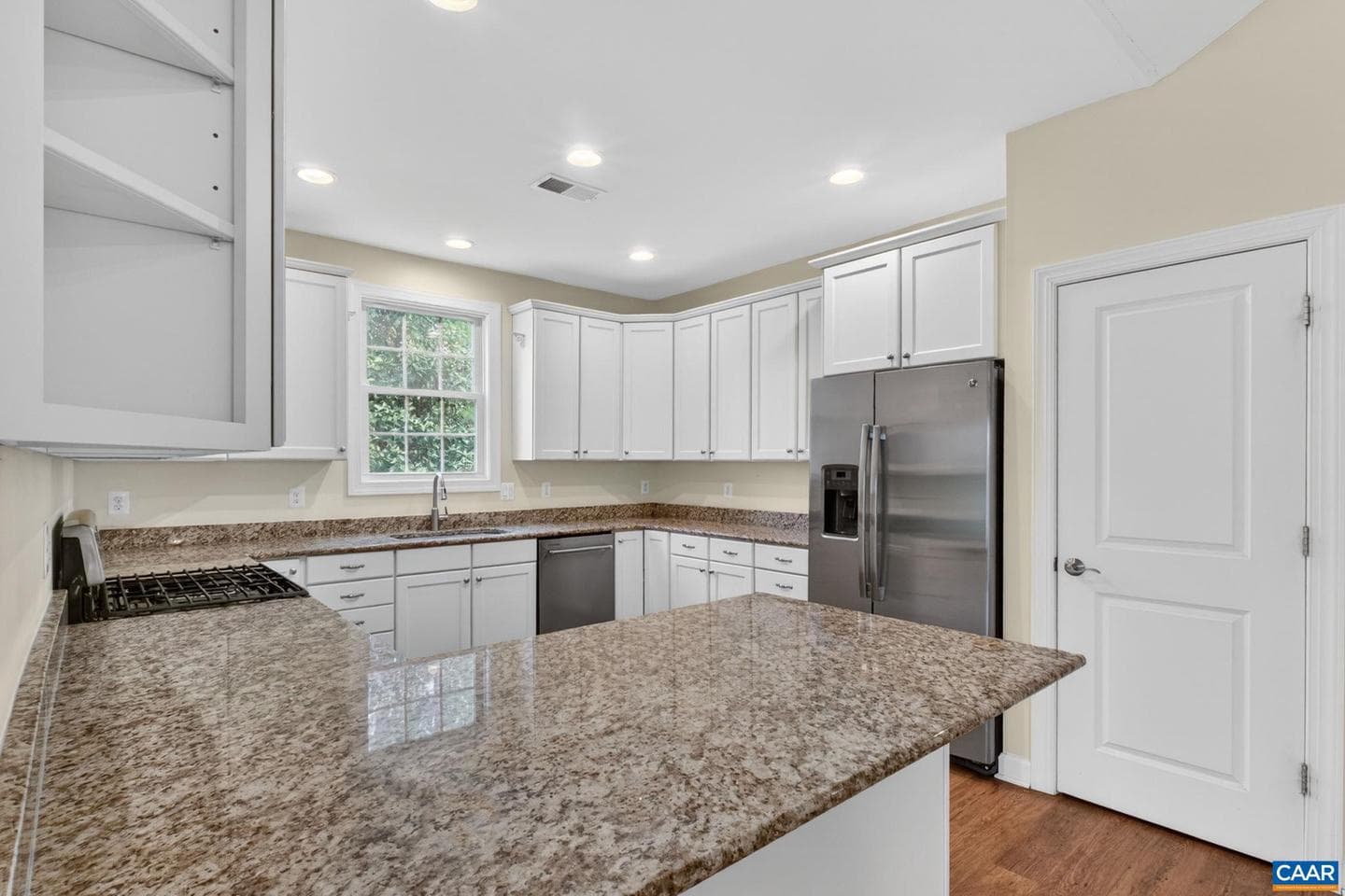 34 Virginia Ave photo 12