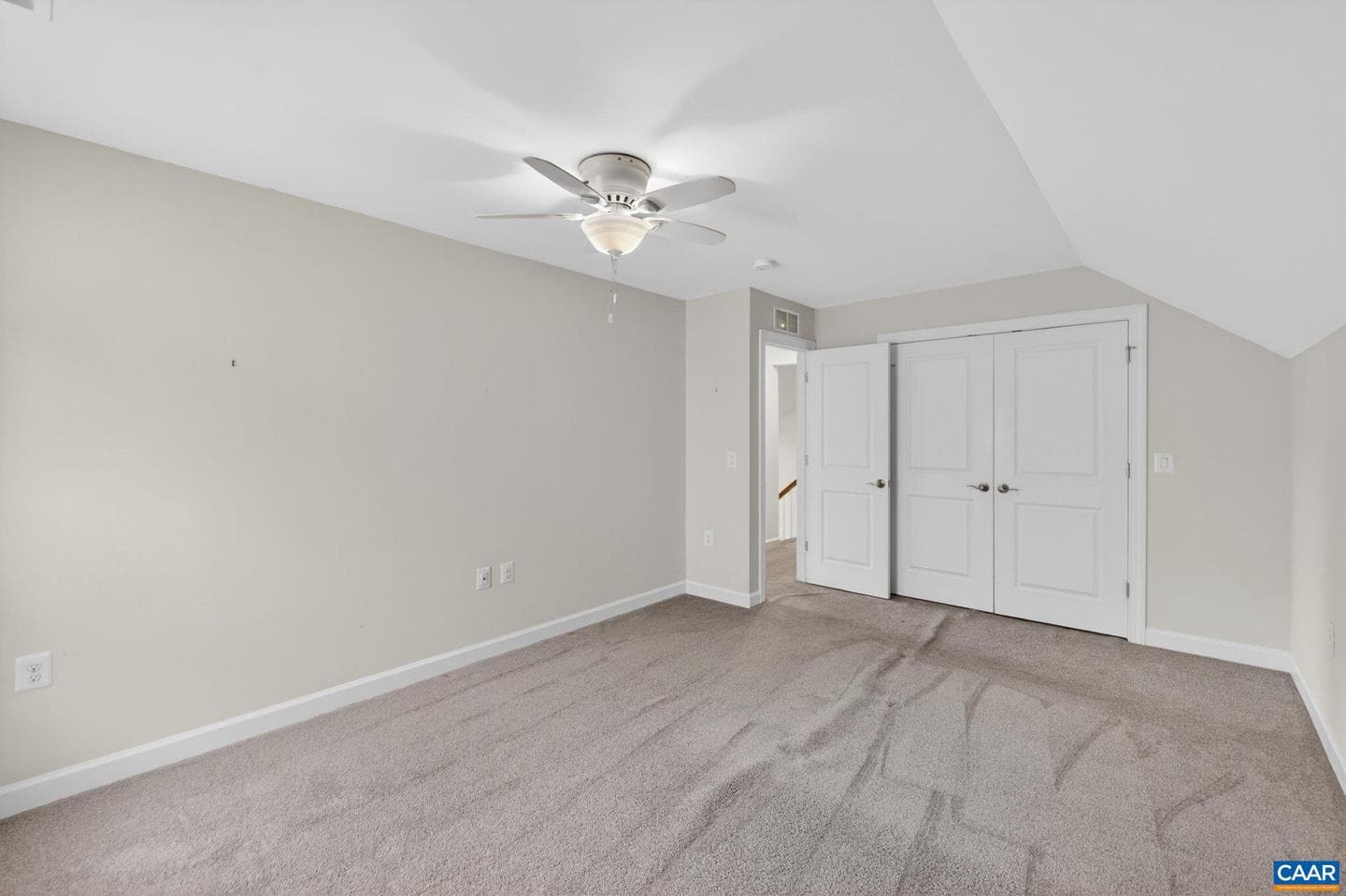 34 Virginia Ave photo 24