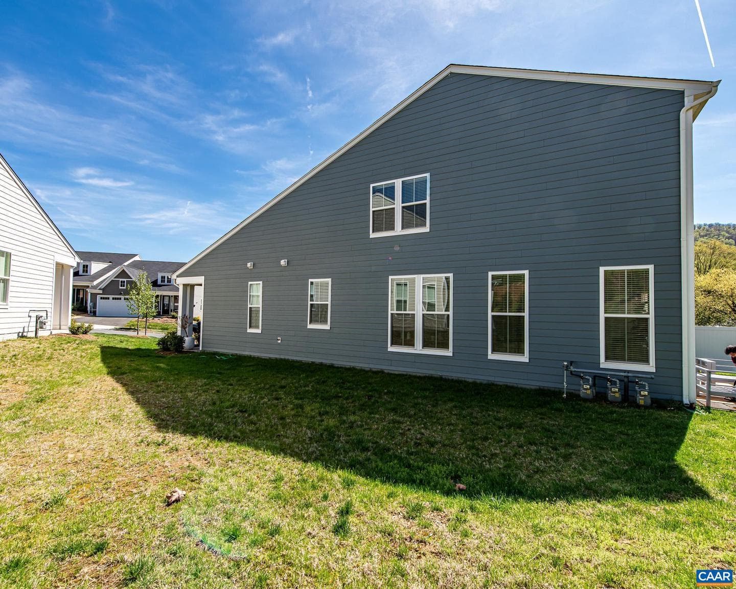 4746 Loyola Way photo 11