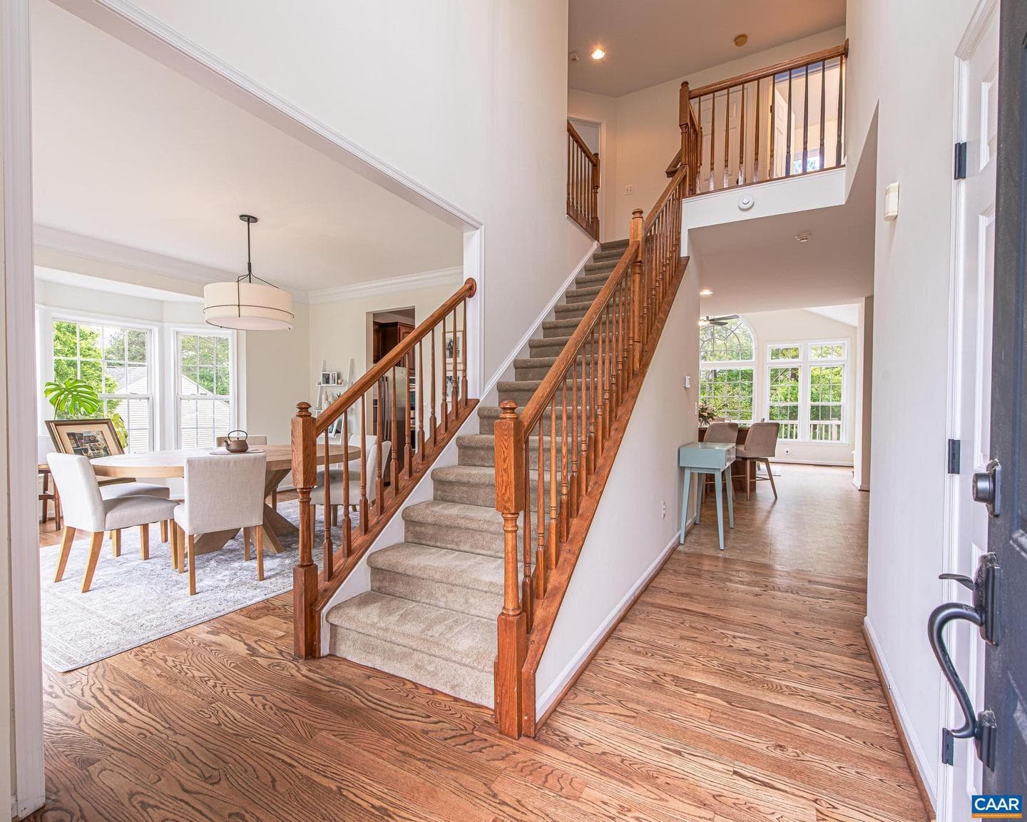 9 Laurel Oak Ct photo 4