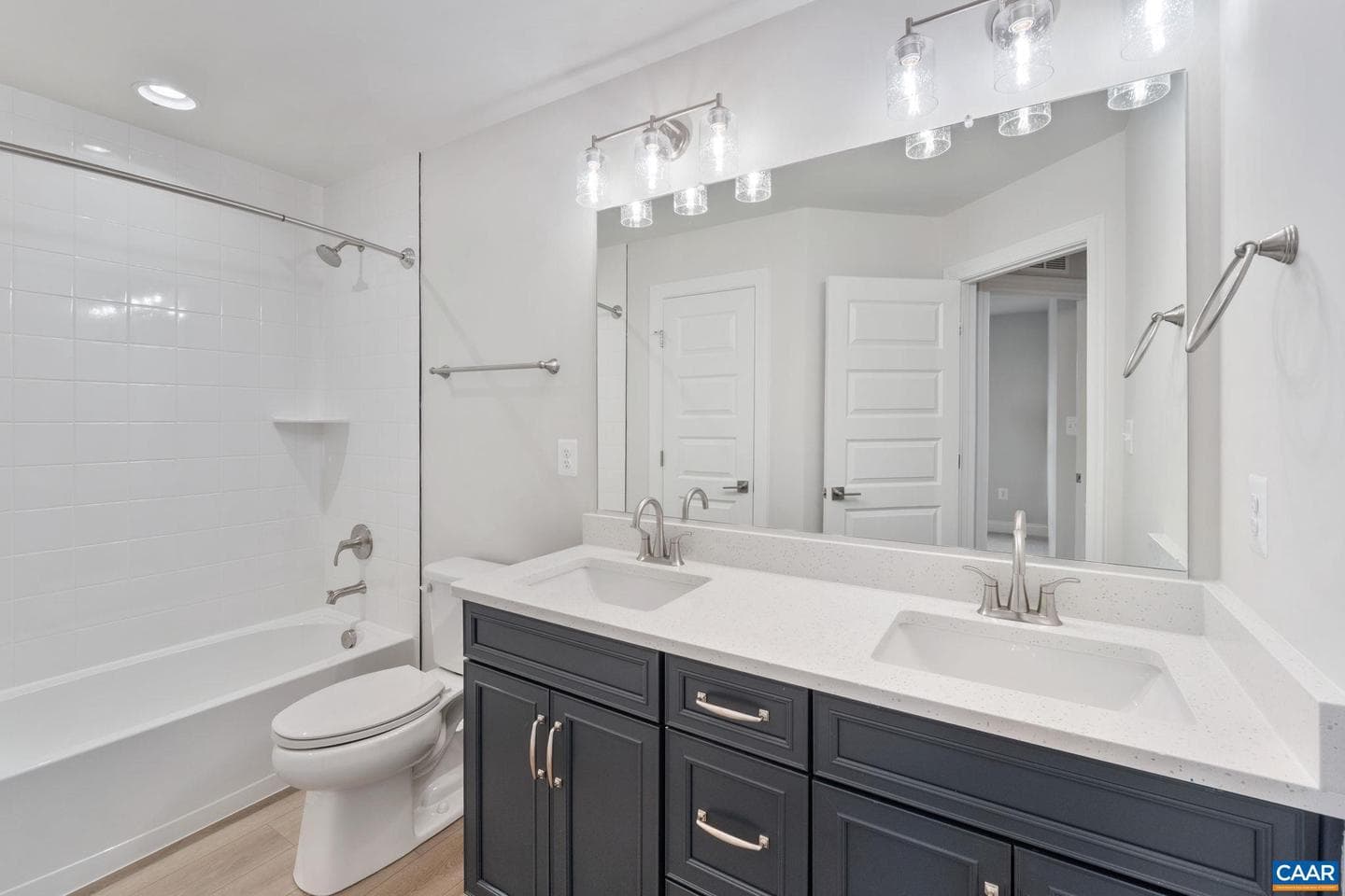 3615 Hilah Ln photo 38