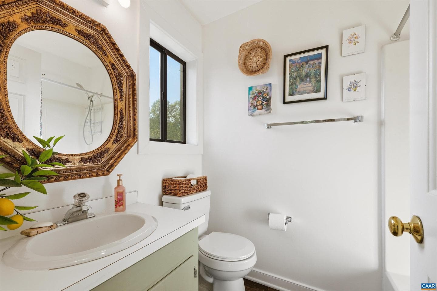 1241 Chatham Rdg photo 17