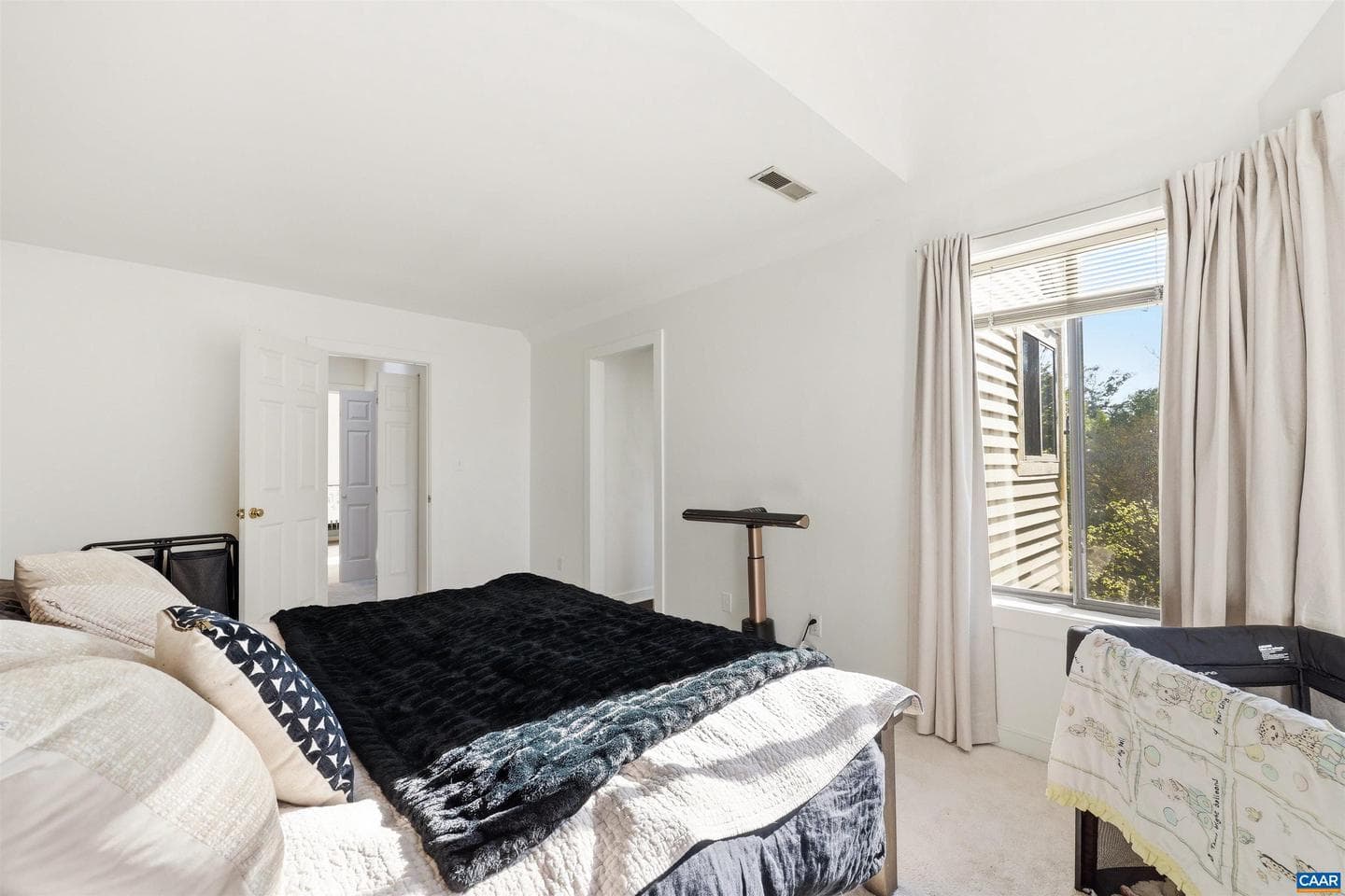 1241 Chatham Rdg photo 22
