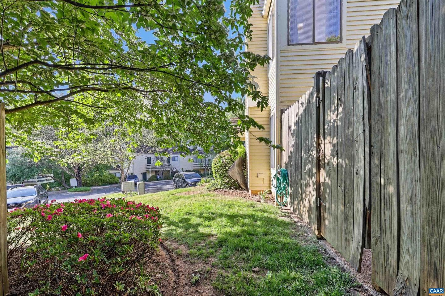 1241 Chatham Rdg photo 28